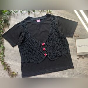 Vintage LA Sun Designs Black T-Shirt Faux Crochet Vest Overlay Rosebud Detail XL